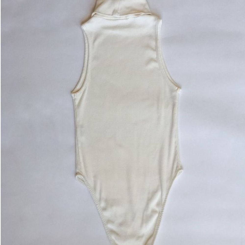 100% Cotton Turtleneck Bodysuit - Size S